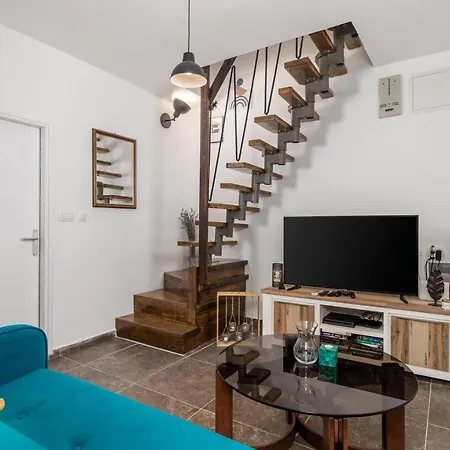 Appartamento Urban Jungle Central Apartman *